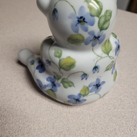 Hand painted Porcelain Teddy Bank - Picture 2 of 3